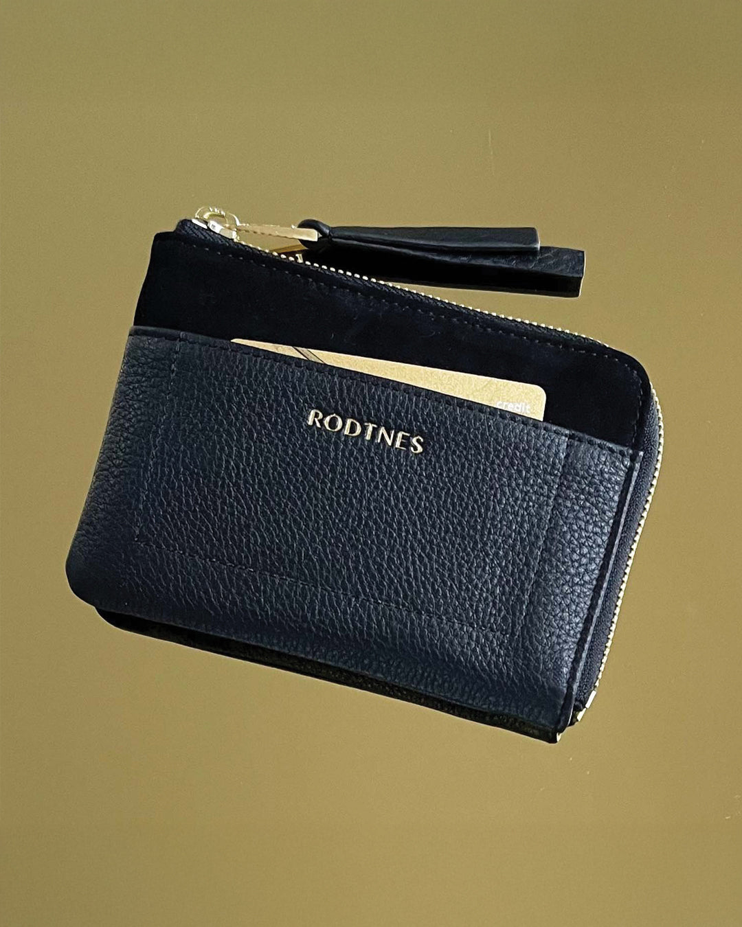 Poppy Wallet Black