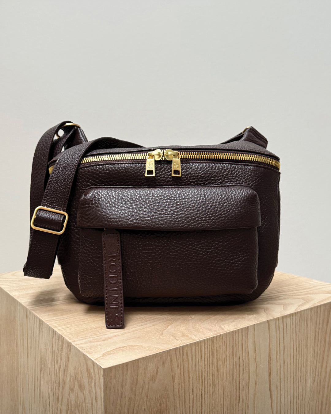 Vesper Bumbag Chocolate